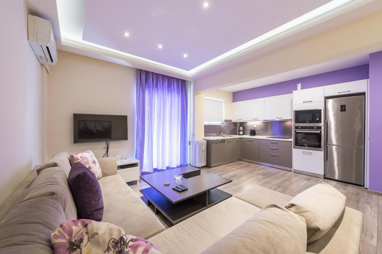 An Impressive 2 Bdr Apt In Glyfada Atene Esterno foto