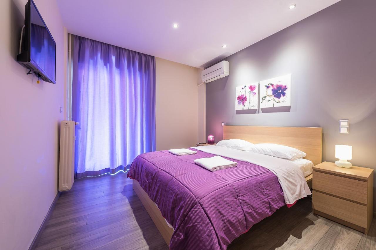 An Impressive 2 Bdr Apt In Glyfada Atene Esterno foto